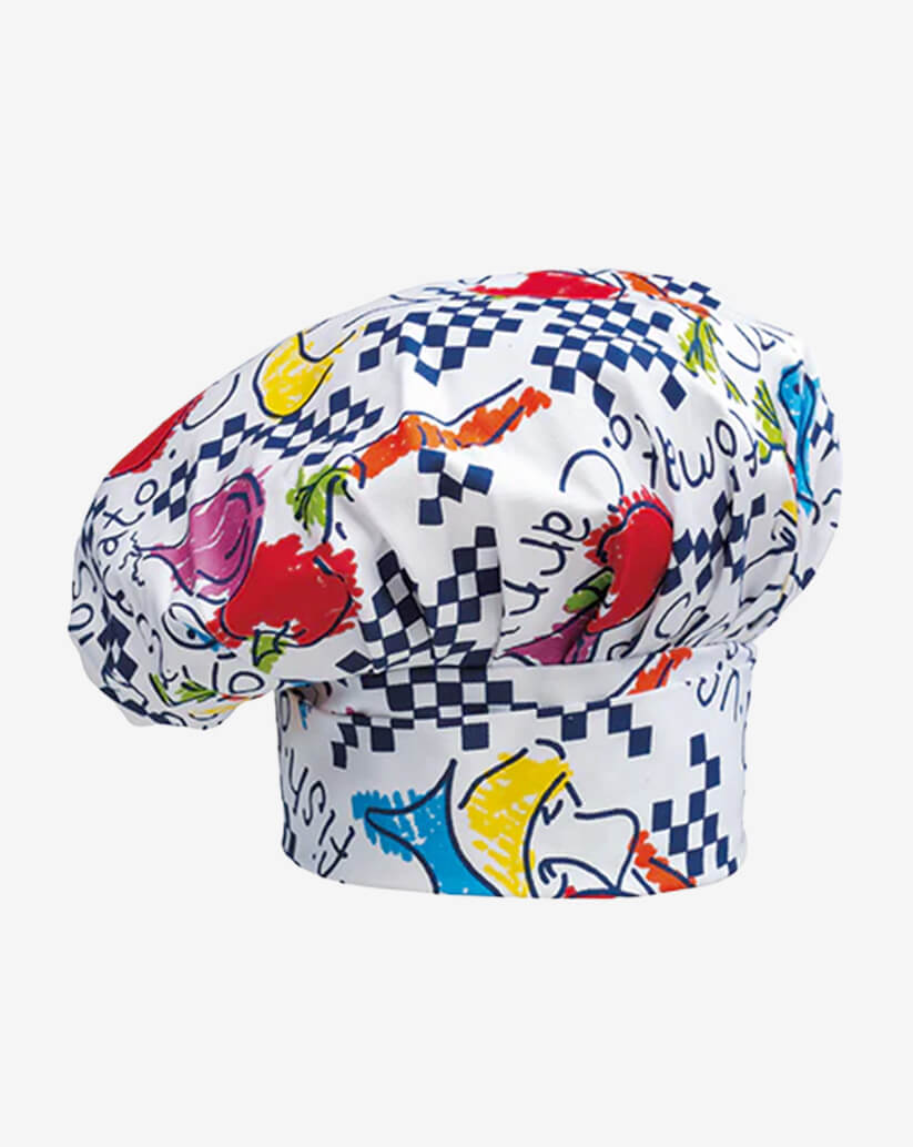 Cappello da cuoco bianco in misto cotone con vivace fantasia multicolore a tema cucina, scacchi neri e scritte grafiche, fascia piatta regolabile con velcro e parte superiore a sbuffo