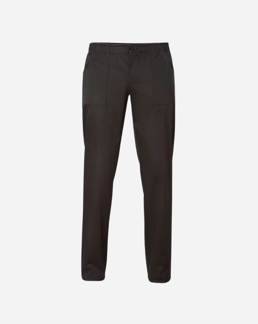 Pantalone uomo nero in satin elasticizzato con elastico in vita, coulisse, cerniera e bottone , linea slim fit.
