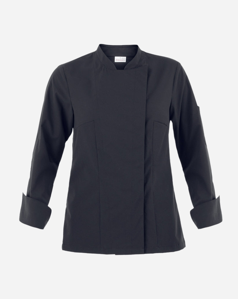 Giacca donna nera in poliestere con scollo alla coreana, abbottonatura nascosta, maniche lunghe e taschino sul petto.