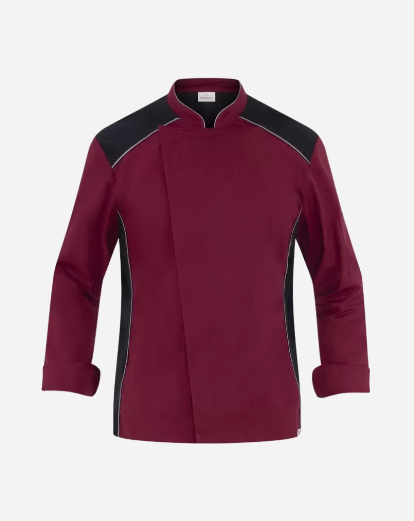 Giacca uomo bordeaux in poliestere e cotone con collo alla coreana, abbottonatura nascosta, maniche lunghe e inserti neri.
