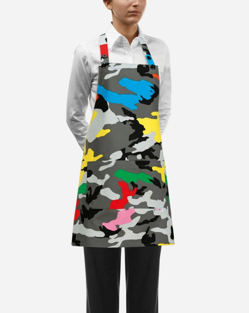 Grembiule donna con pettorina regolabile e due tasche fantasia militare colorata