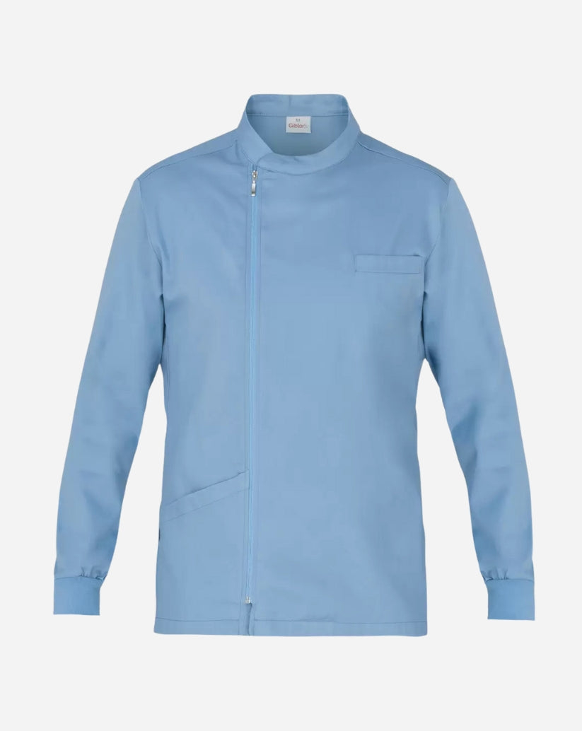 Casacca uomo azzurra in satin elasticizzato con collo alla coreana, chiusura con zip, maniche lunghe con polsini in costina e linea slim fit