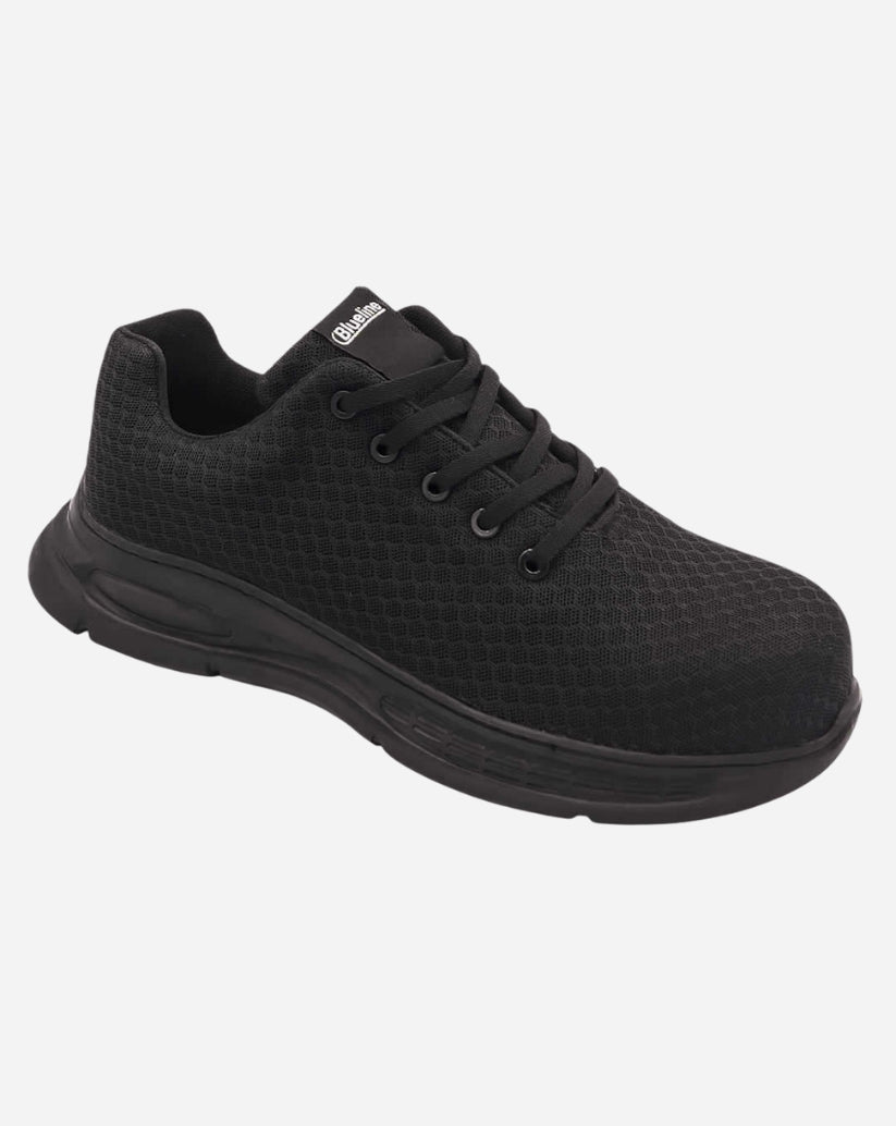 Sneaker antinfortunistica X-Fly S1 nera in tessuto mesh traspirante con suola Rubber Foam e lacci.